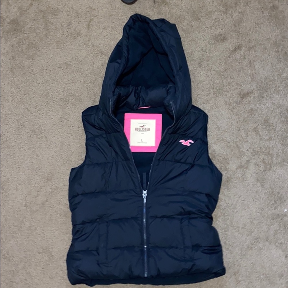 Hollister Puffer Vest Large